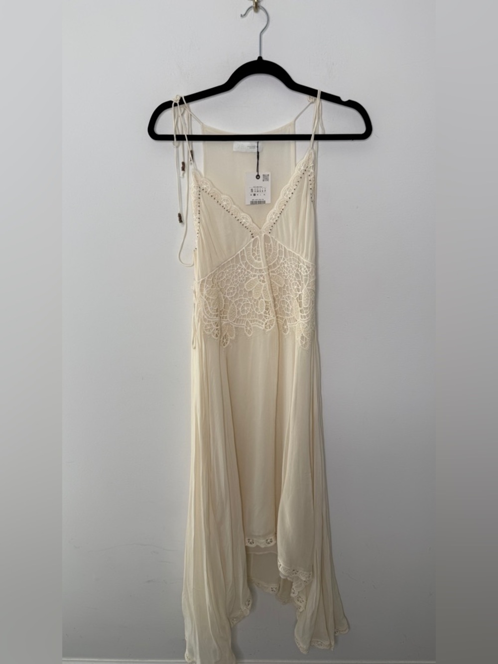 Zara ZW Collection Asymmetric Crochet Dress - Picture 3 of 11
